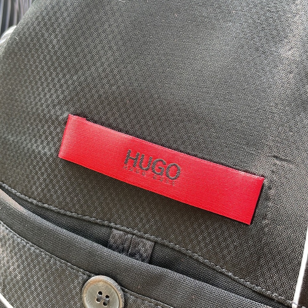 HUGO Boss Tuxedo - Picture 10 of 14